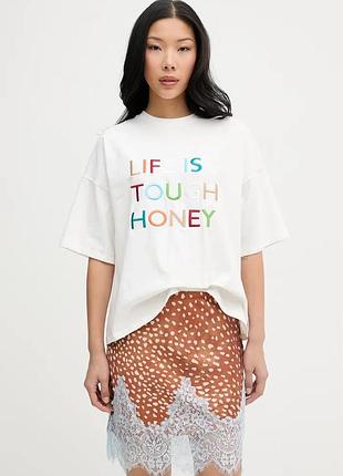Urbanshop com ua never fully dressed футболка оверсайз жіноча бавовняна з еластаном біла nfdto2030 розміри запитуйте
