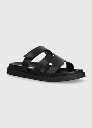 Urbanshop com ua шкіряні шльопанці steve madden missile жіночі колір чорний sm11003028 розміри запитуйте