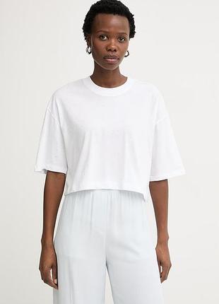 Urbanshop com ua guess футболка жіноча бавовняна біла w6gi42 k3582 розміри запитуйте