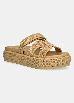 Urbanshop com ua шльопанці steve madden bigmissile жіночі колір бежевий на платформі sm11003773 розміри запитуйте