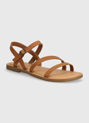 Urbanshop com ua кожаные сандалии toms kira женские цвет бежевый 10020825 размеры запитуйте