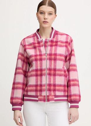 Urbanshop com ua куртка-бомбер с добавлением шерсти united colors of benetton цвет розовый демисезонная 20g9dn08s размеры