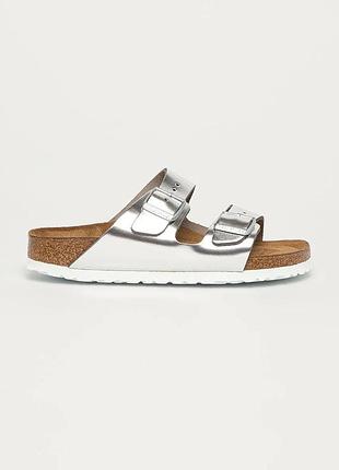 Urbanshop com ua шкіряні шльопанці birkenstock arizona sfb жіночі колір срібний 1005961 розміри запитуйте