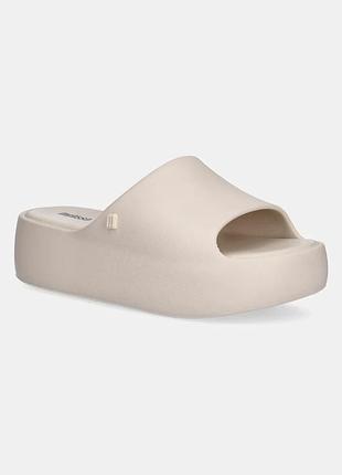 Urbanshop com ua шлепанцы melissa melissa free platform slide ad женские цвет бежевый на платформе m 35859.as384 размеры