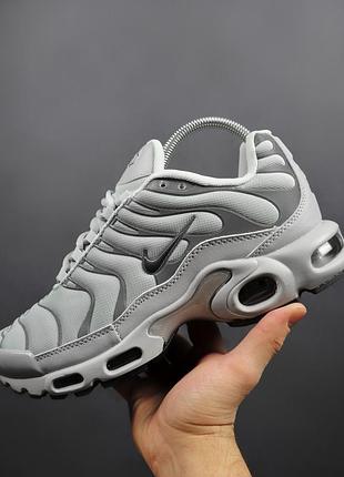 Мужские кроссовки найк стильные nike air max tn plus 41