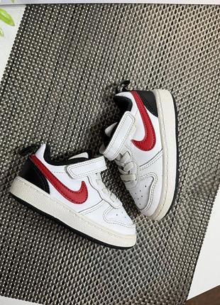 Оригінальні кросівки nike 7
