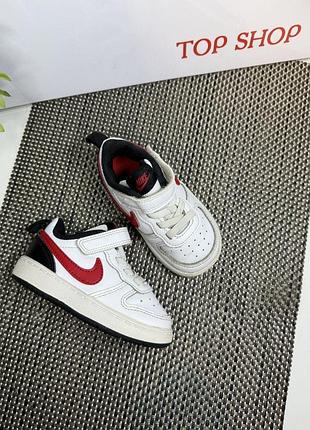 Оригінальні кросівки nike 8