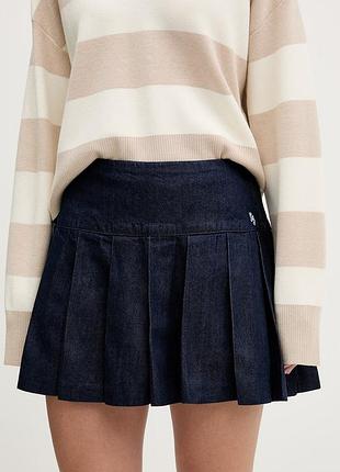 Urbanshop com ua джинсовая юбка guess jeans цвет синий mini расклешенная w6rd38 d6551 размеры запитуйте