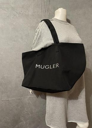 Трендовый большой шоппер mugler