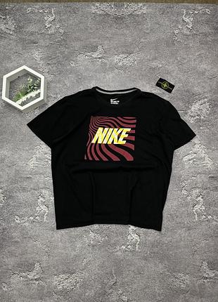 Футболка nike оригінал чорна чоловіча спортивна літня найк з принтом логотипом