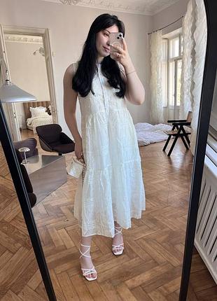 Платье молочного цвета
