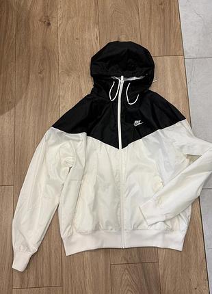 Вітровка куртка нейлонова nike