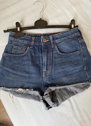 Шорти короткі h&m розмір xs ,гарного синього кольору