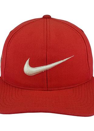 Червона бейсболка nike (snapback) — вінтажна модель