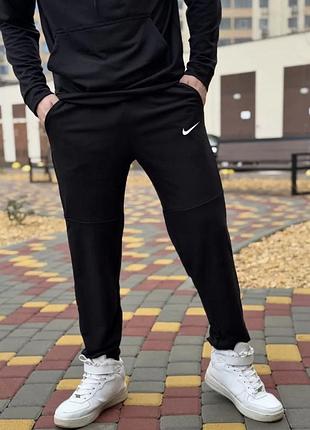 Мужские спортивные штаны nike черные осень весна удобные , демисезонные спорт брюки найк черного цвета trekmr