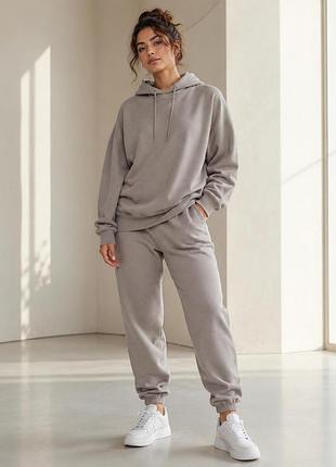 Спортивный костюм calvin klein. оригинал