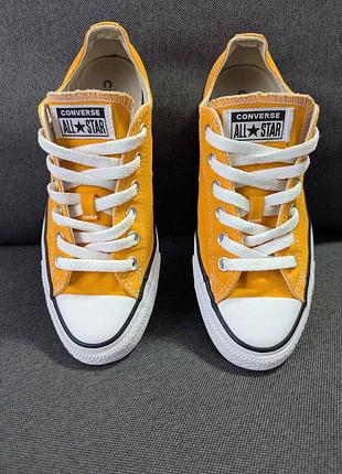 Помаранчеві низькі кеди converse в ідеальному стані розмір 39