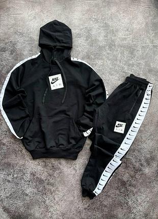 Мужской черный спортивный костюм nike air осенний весенний , модный костюм найк черного цвета с лампаса trek
