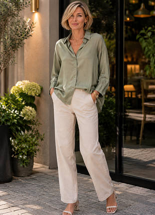 ✨ дуже класна блузочка в стилі effortless chic 😍