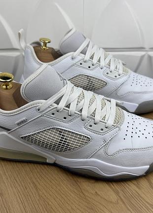 Оригінальні шкіряні кросівки jordan mars 270 low