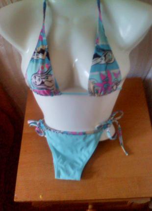 Молодежный купальник для стройной девушки