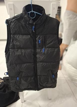 Дутий стеганий жилет gap на флісі (розмір xxl підлітковий / xs-s дорослий)