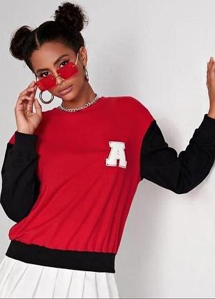 Shein. из англии. в наличии. хлопковый свитшот оверсайз в красно-черном миксе