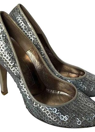 Вечірні срібні туфлі salvatore ferragamo