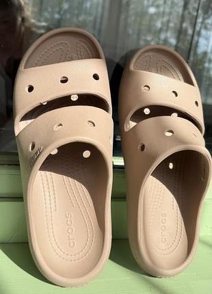 Crocs бежеві