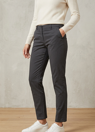 Женские брюки чинос esmara slim fit, черный, размеры s-l