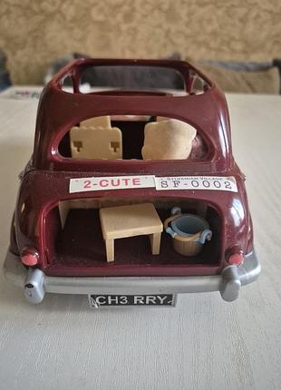 Sylvanian families. 3