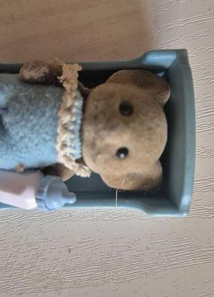 Sylvanian families. 4