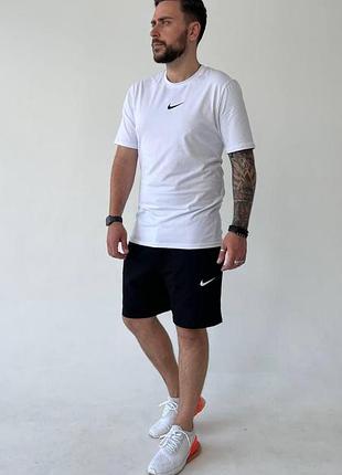 Чоловічий літній костюм nike білий
