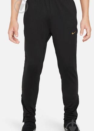 Легенькі чоловічі спортивні штани від nike dri-fit slim fit