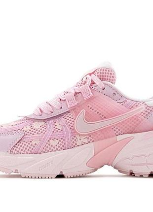 Nike v2k runtekk light pink flowers жіночі кросівки 36
