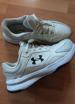 Кроссовки under armour