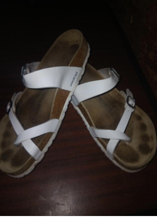 Кожаные шлепки birkenstock