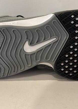 Nike кросівки 4