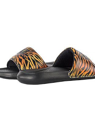 Жіночі шльопанці стильні повсякденні найк оригінал nike w victori one slide print cn9676-010