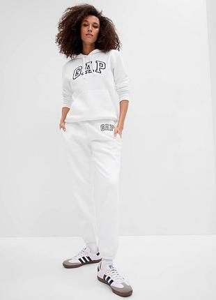 Штани спортивні logo jogger sweatpants 463492-18 gap l білий 463492-18