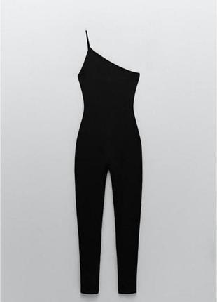 Черный комбинезон по фигуре на одно плечо zara размер с
