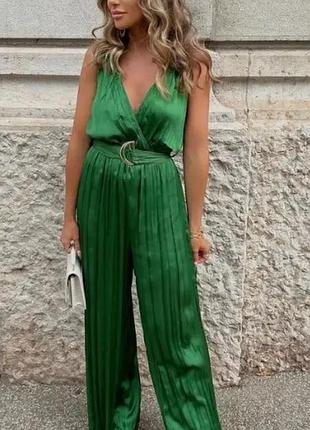 Атласний комбінезон zara