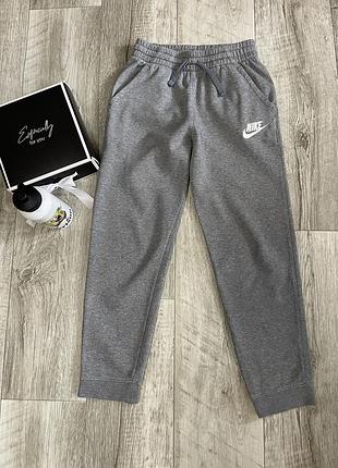 Спортивні штани nike оригінал