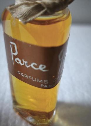 Parfums capucci parce que. 4