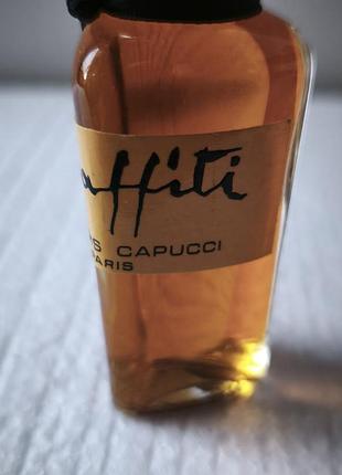 Parfums capucci parce que. 2