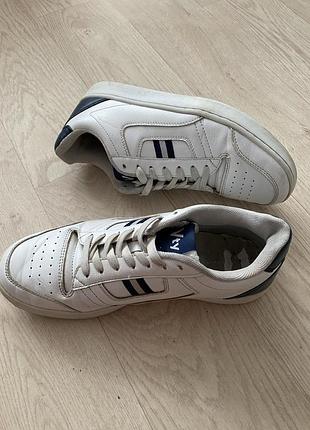 Кросівки 👟👟 28см ✔️ 3