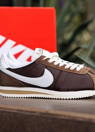 Жіночі кеди nike cortez найк кортез із текстилю та замші коричневі легкі та комфортні кросівки