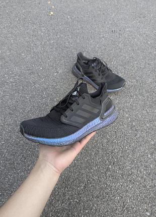 Кроссовки adidas