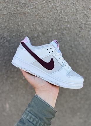 Кроссовки nike dunk low найк данк лоу бордовые с серым и розовым для женщин удобные