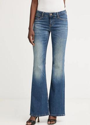 Urbanshop com ua guess джинси flare жіночі блакитні w6gaj7 d0717 розміри запитуйте